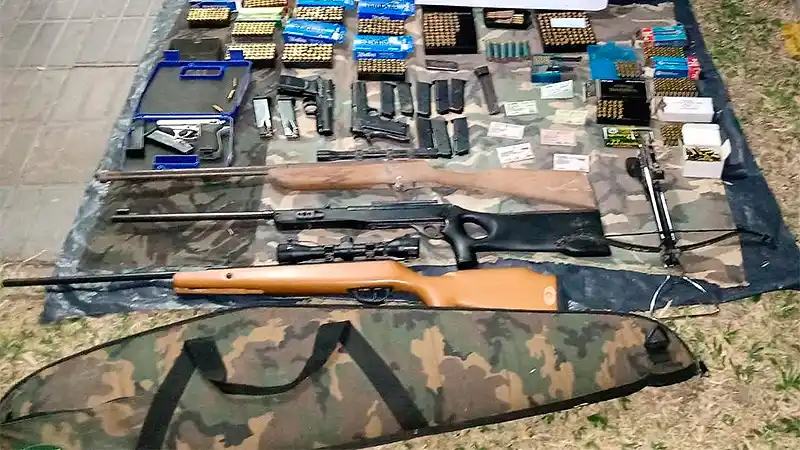 Hallaron armas y municiones en un allanamiento por violencia de género