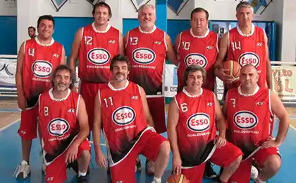 Maxibásquet: Pueblo Nuevo y ESSO definirán el torneo