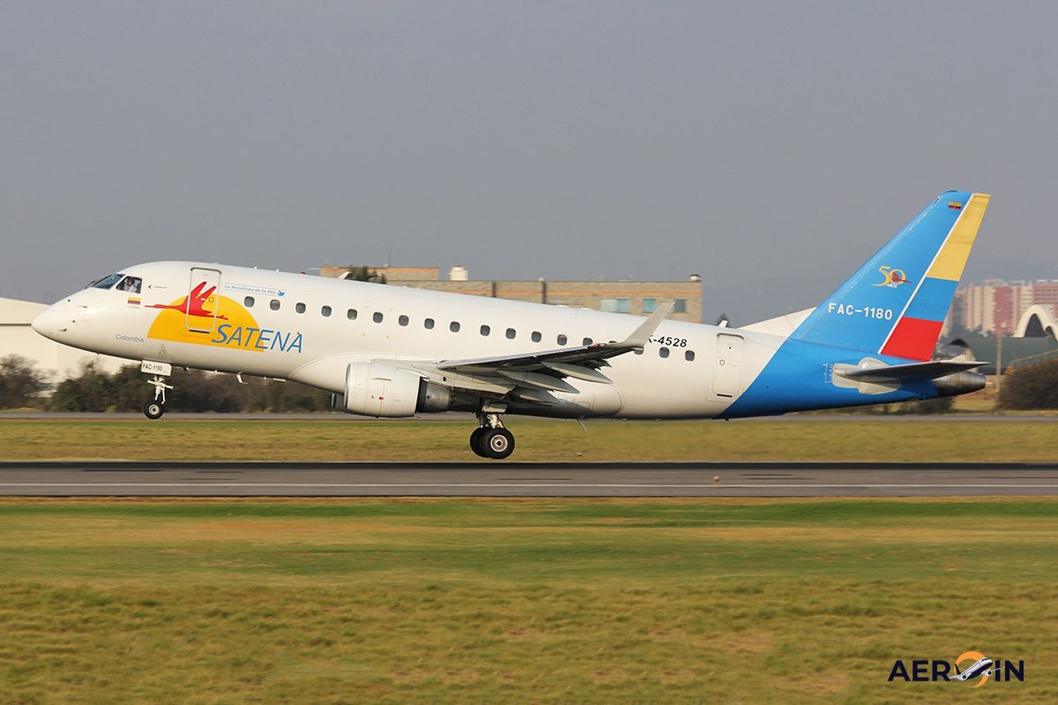 Airstream finalises sale of Embraer 170 ex SATENA