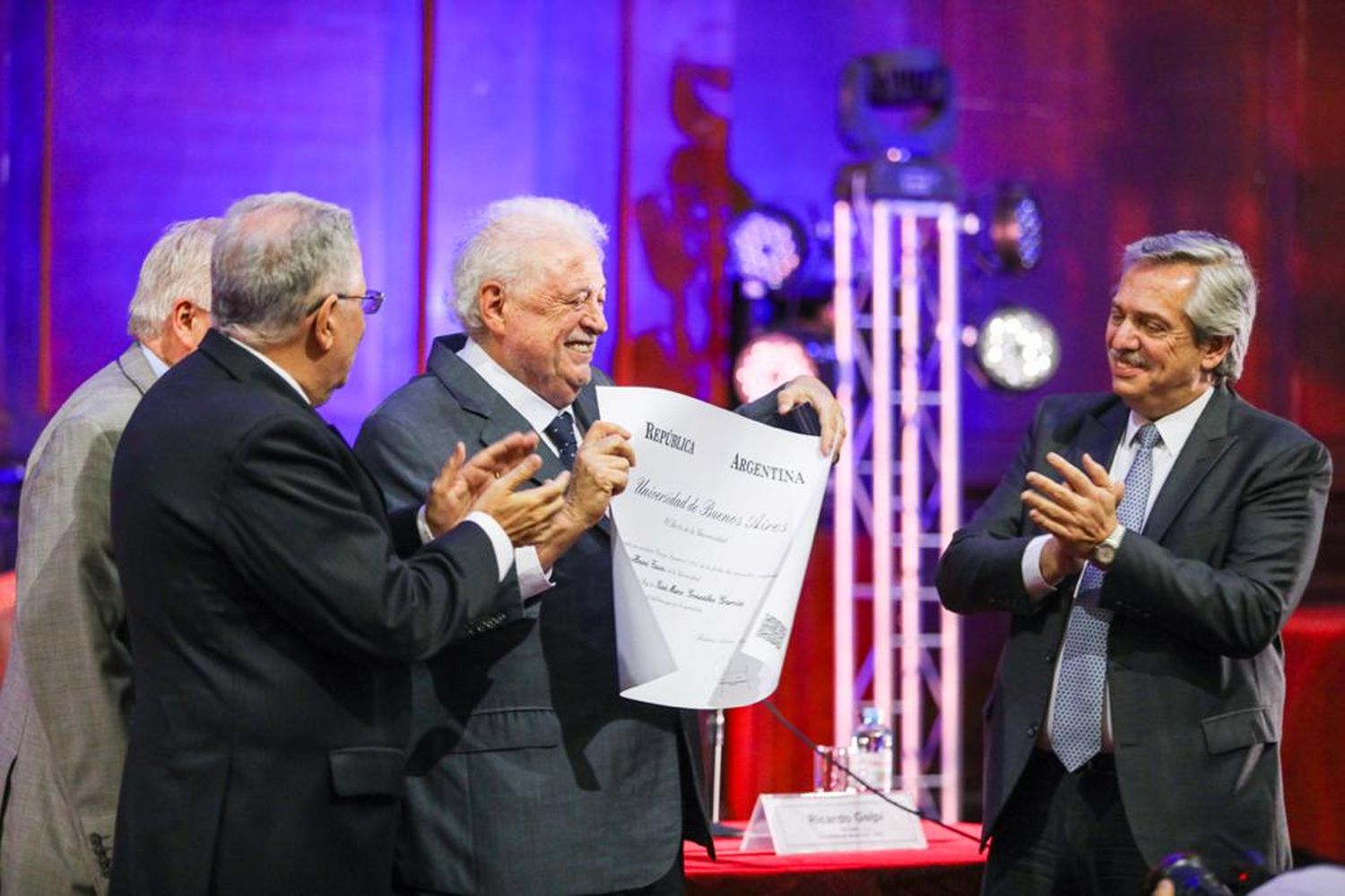 Alberto Fernández confirmó a Ginés Gonzaléz García como su ministro de Salud
