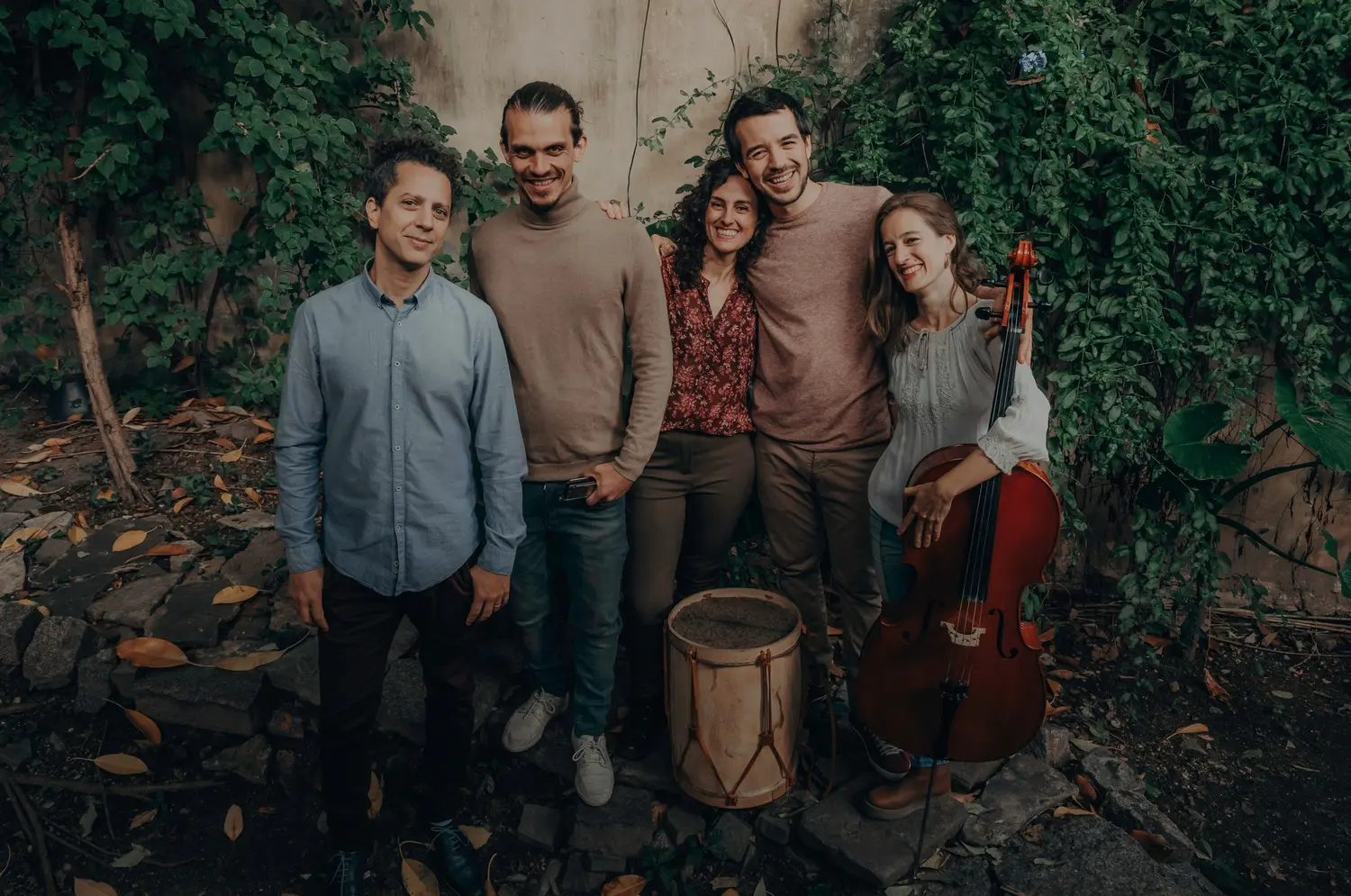 Silvia Bennazar vuelve a cantar en San Pedro para presentar el segundo disco de su grupo Vuela Chiringa