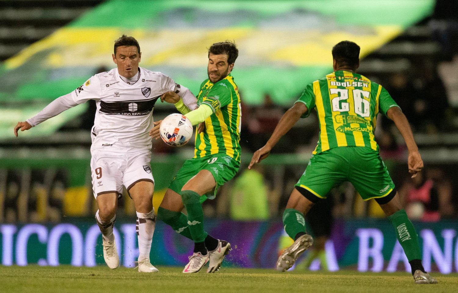 Aldosivi y Platense no consiguieron lastimarse