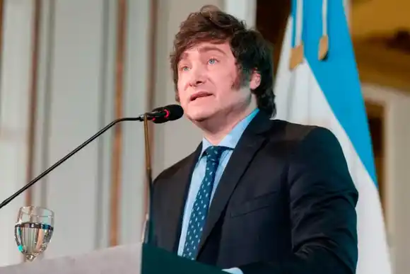 Milei aseguró que la inflación de las dos primeras semanas de febrero ronda en 10%, pero aclaró que "lo peor llegará en marzo y abril"