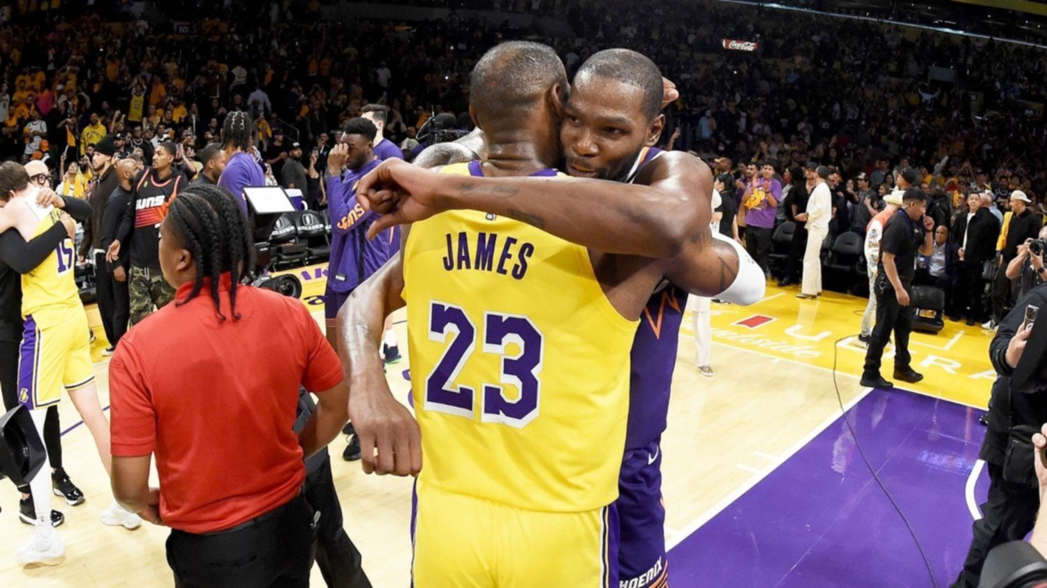 El reencuentro entre LeBron James y Kevin Durant, 5 años después