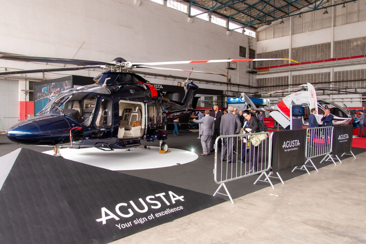 Helicopteros: Leonardo se consolida en LABACE 2023