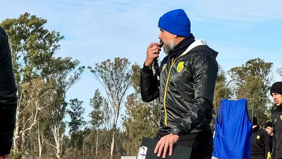Matías Tatangelo analizó el choque ante Olimpo. (Fotos de prensa Santamarina).