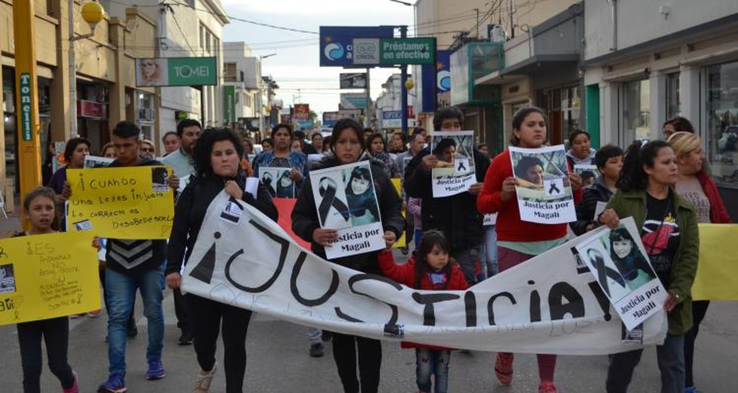 Tras la marcha por Magalí, la Justicia busca reconstruir sus últimas horas