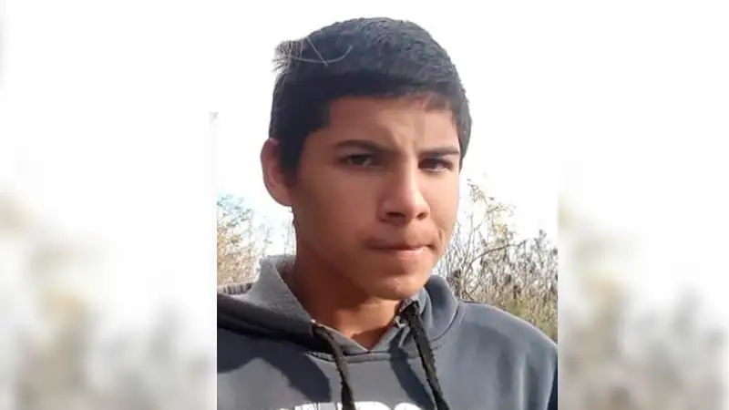 Buscan a un adolescente de 14 años que se fue de su casa en bicicleta