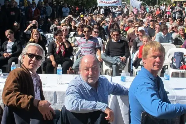 El FEF trató de “híbridos” a Leissa y Martínez Garbino