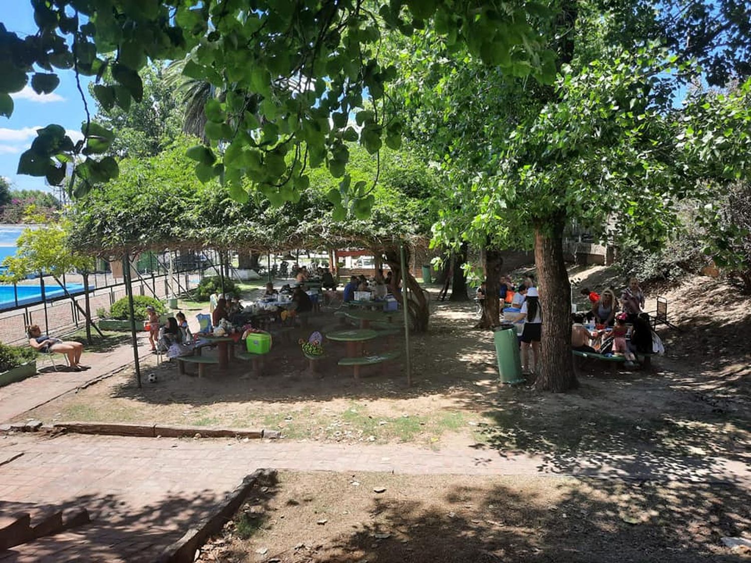 Preocupación por desbordes y algunos robos en el camping municipal del ex Tiro Federal