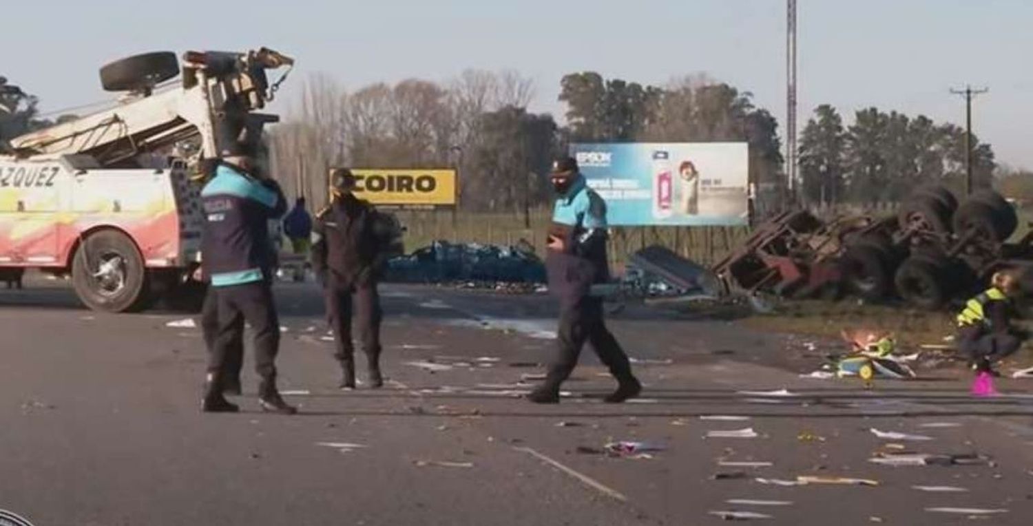 Múltiple choque en la Ruta 2: murió un bebé y hay seis heridos