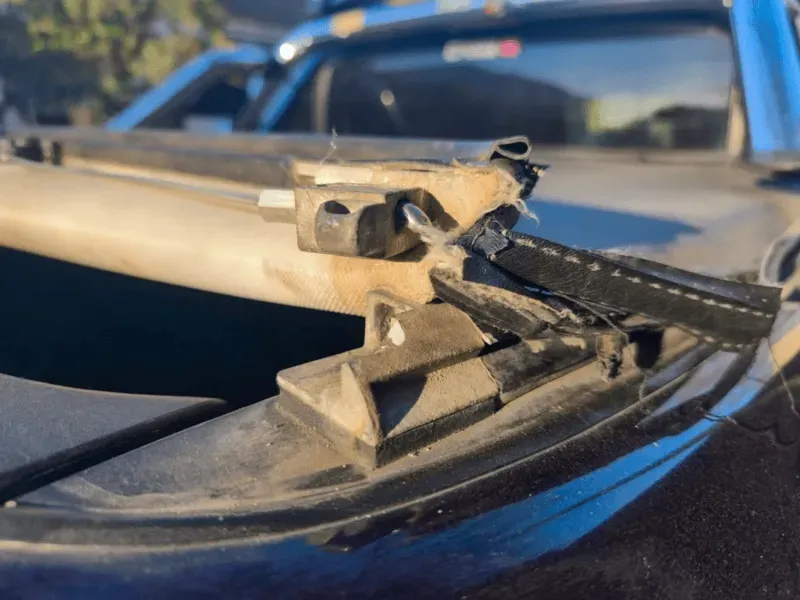 Un trapito quiso robar metiéndose en la caja de una camioneta y terminó detenido
