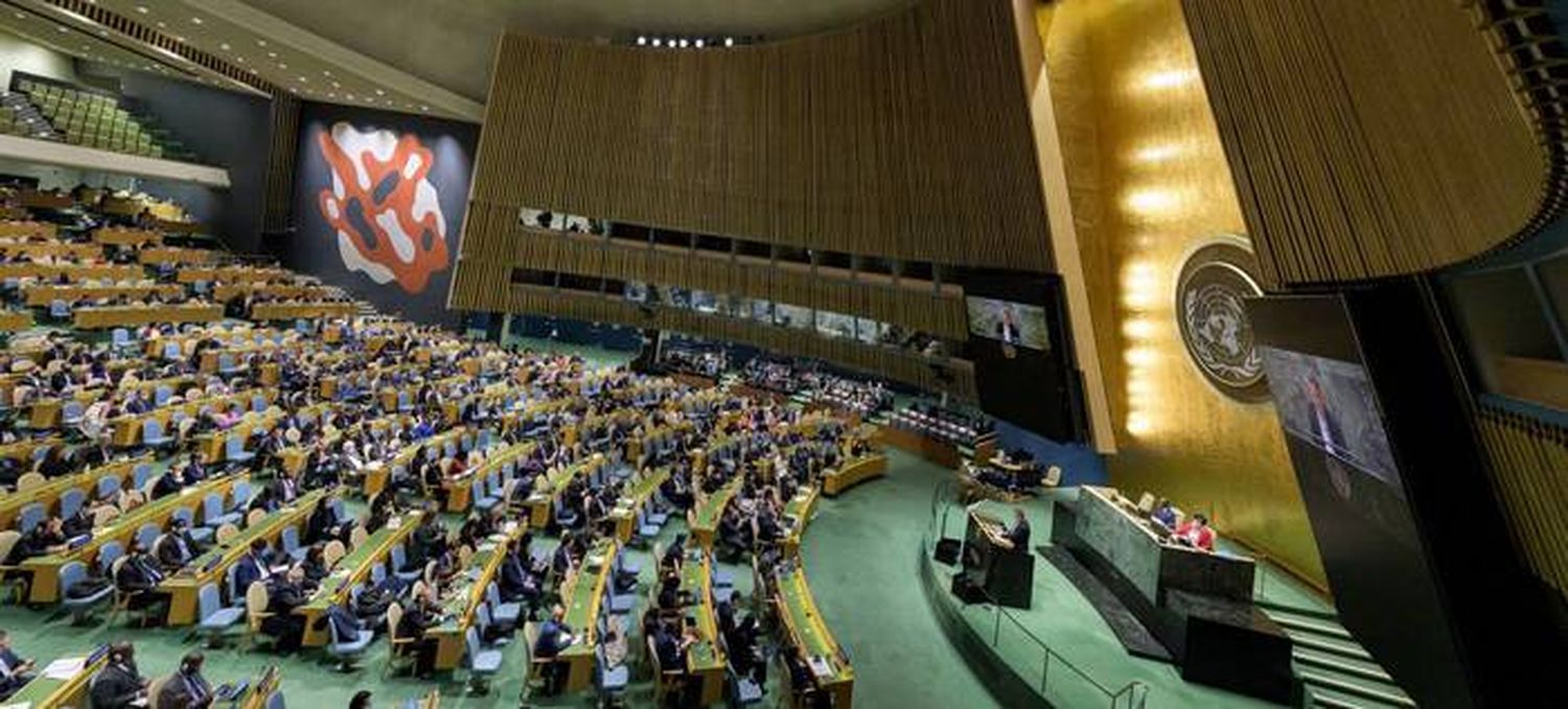 La ONU aprueba expulsar a Rusia del Consejo de Derechos Humanos