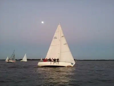 “El Malacara” se quedó con la Regata Nocturna