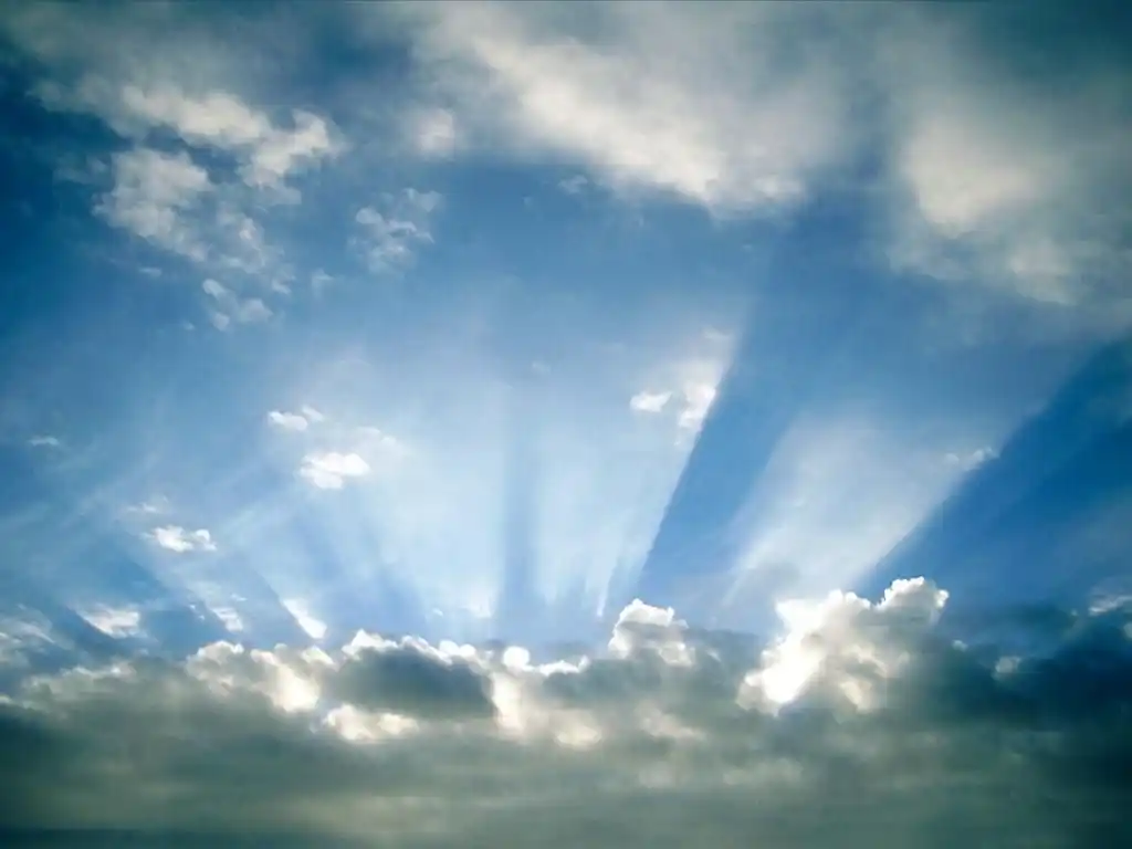 Aseguran que apareció "Jesús en la cruz" en el cielo de una provincia argentina