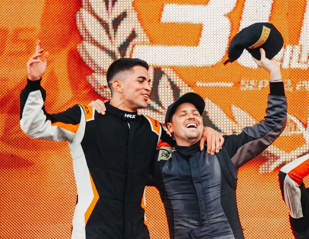 Iglesias y Garbiglia terminaron en la tercera posición en la fecha 8 del Turismo Pista. Foto: Instagram Morro Iglesias.