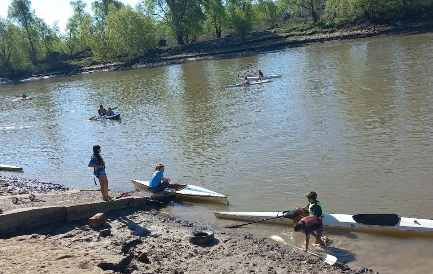 Canotaje: Las Canaletas organiza un encuentro con escuelas de San Pedro y Baradero