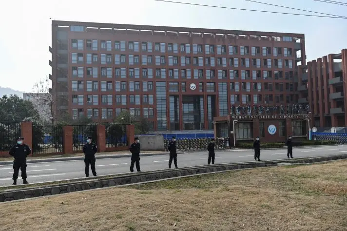 OMS visita por primera vez el instituto de virología de Wuhan