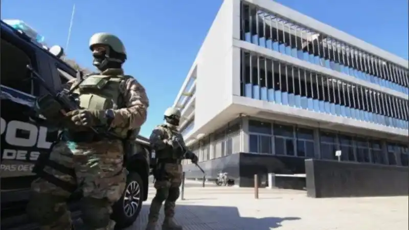 Rosario: 14 años de prisión por violar a una chica fingiendo ser remisero