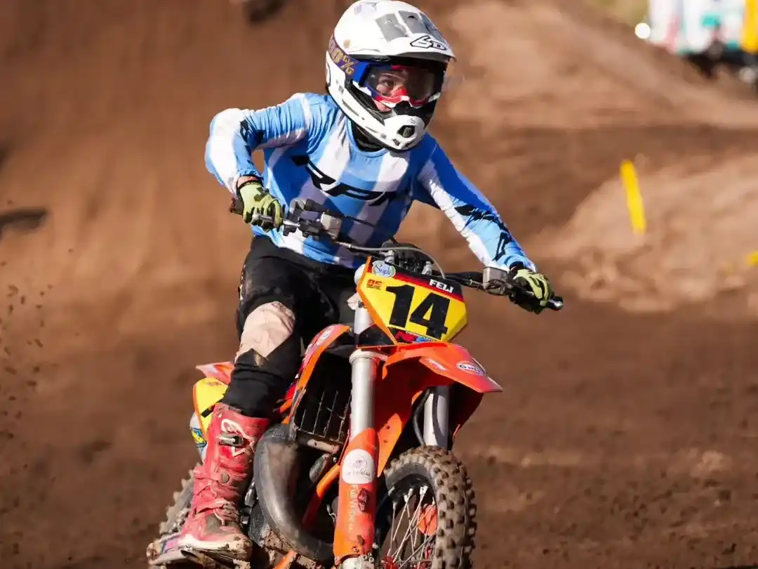 Felipe Manzoni volvió a brillar en el Campeonato Argentino de Motocross
