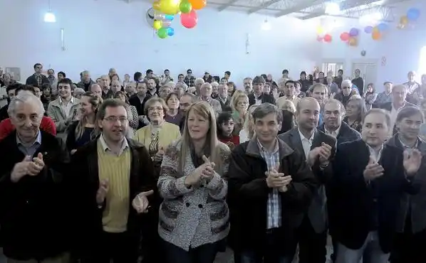 Elecciones 2013: Stolbizer de campaña en Junín y San Andrés de Giles