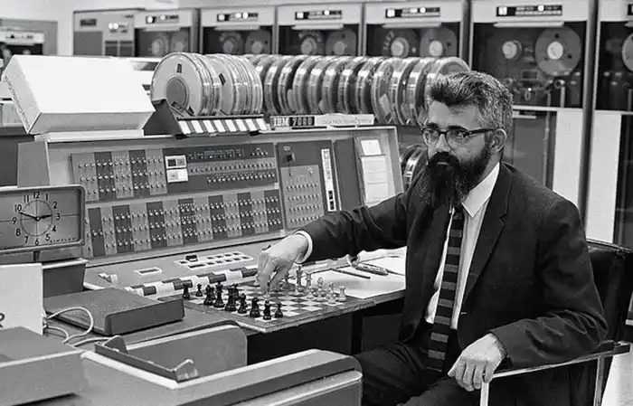 El científico y ajedrecista que bautizó a la inteligencia artificial