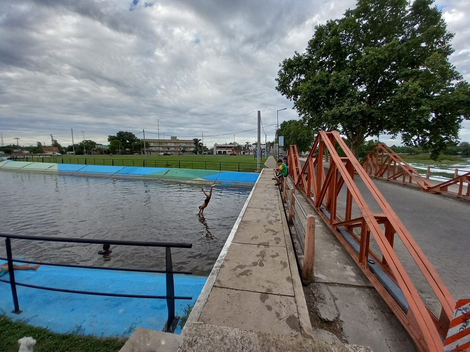 Un joven murió ahogado en el río Gualeguaychú: ¿Qué dijeron los testigos de la tragedia?