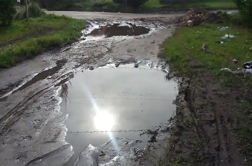 Vecinos del barrio Los Acantilados esperan respuestas "desde hace casi un año"