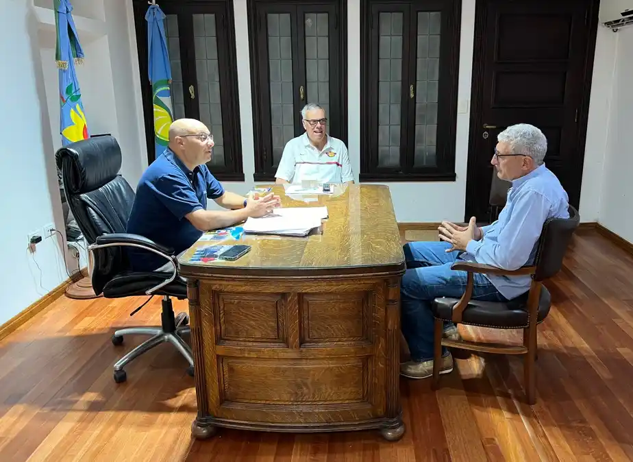 Esteban Reino y Gustavo Barrera (Foto: Municipio Balcarce)