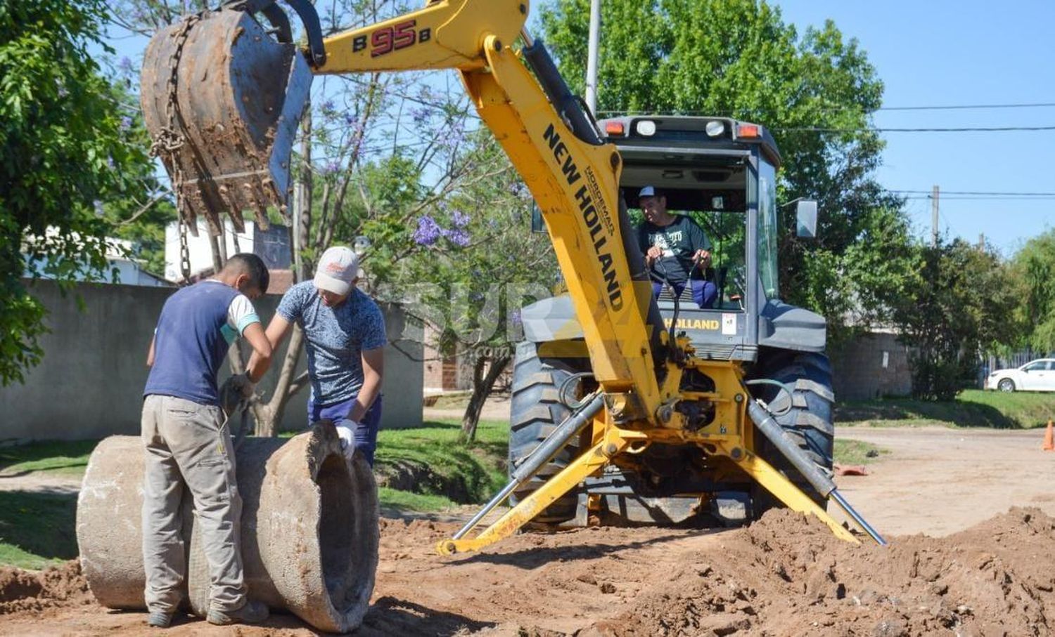 Ante el pronóstico de tormentas, redoblan esfuerzos para mantener desagües en condiciones