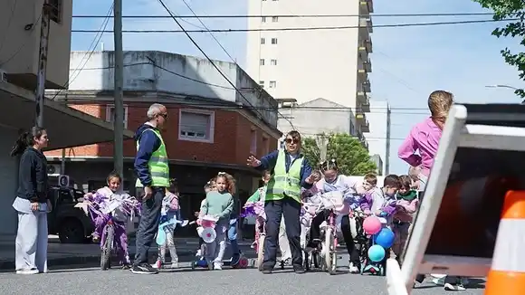 Los niños del Jardín Lassalle participaron de un circuito vial