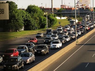 Recambio turístico: 1260 vehículos por hora en la Ruta 2