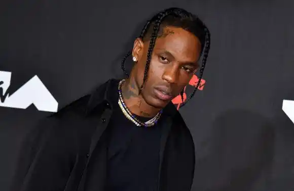 Empiezan demandas contra Travis Scott