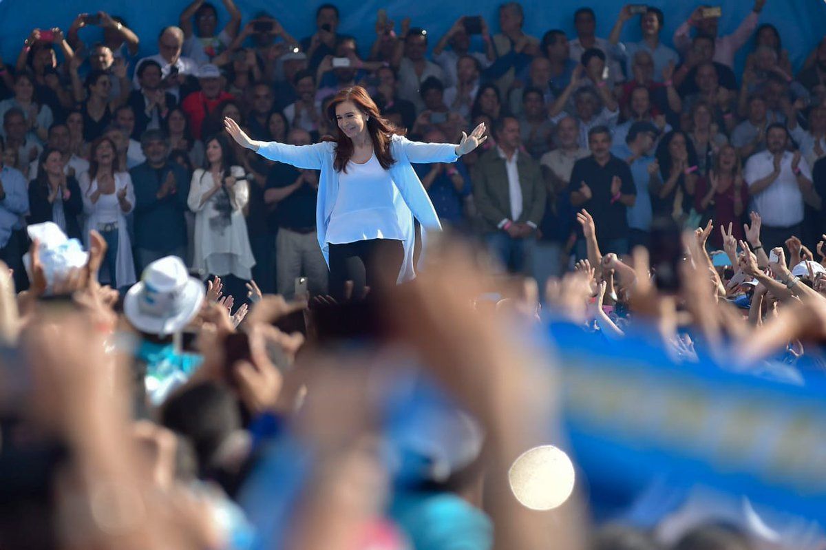Referentes bonaerenses saludaron a Cristina por su cumpleaños