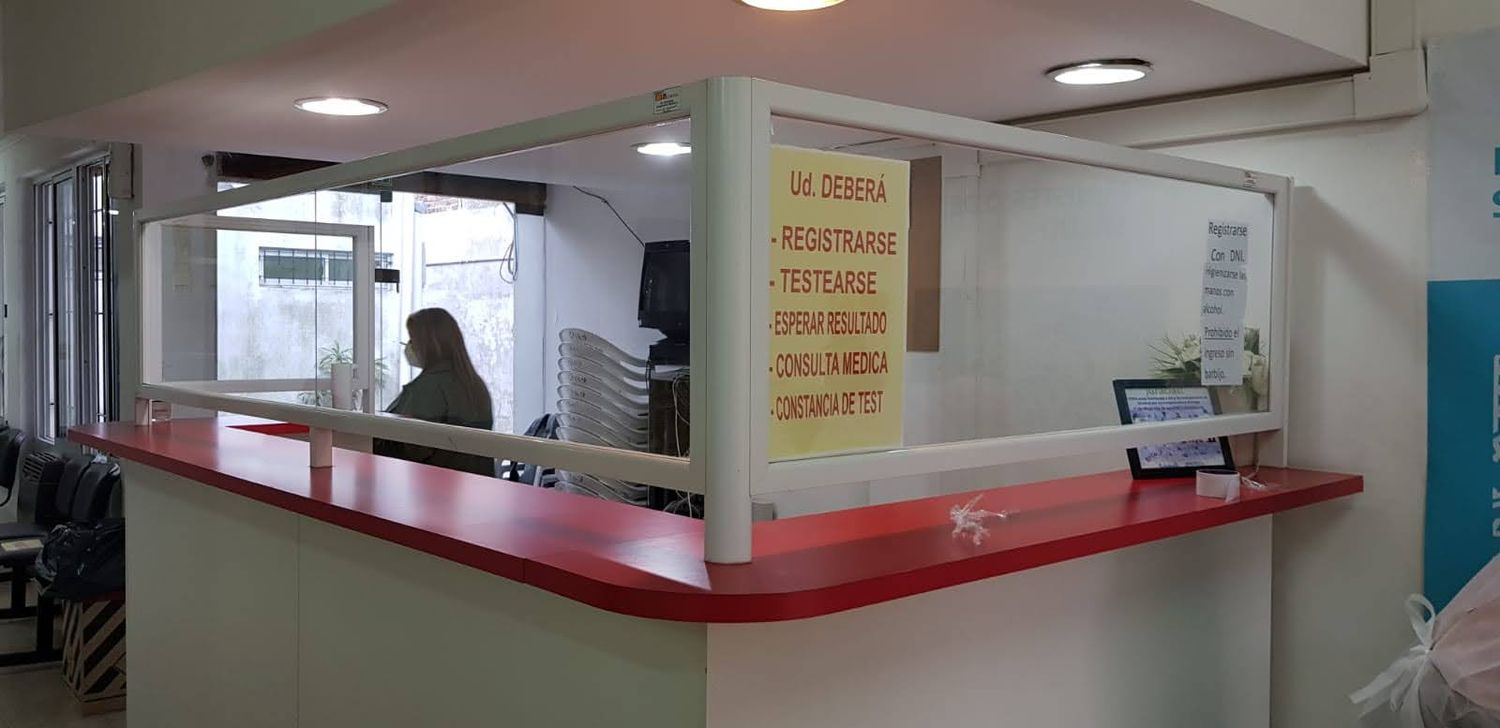 Sin cuadrillas de seguimiento, el “Centro de Asesoramiento y Atención” Covid-19 reemplaza a los consultorios amarillos