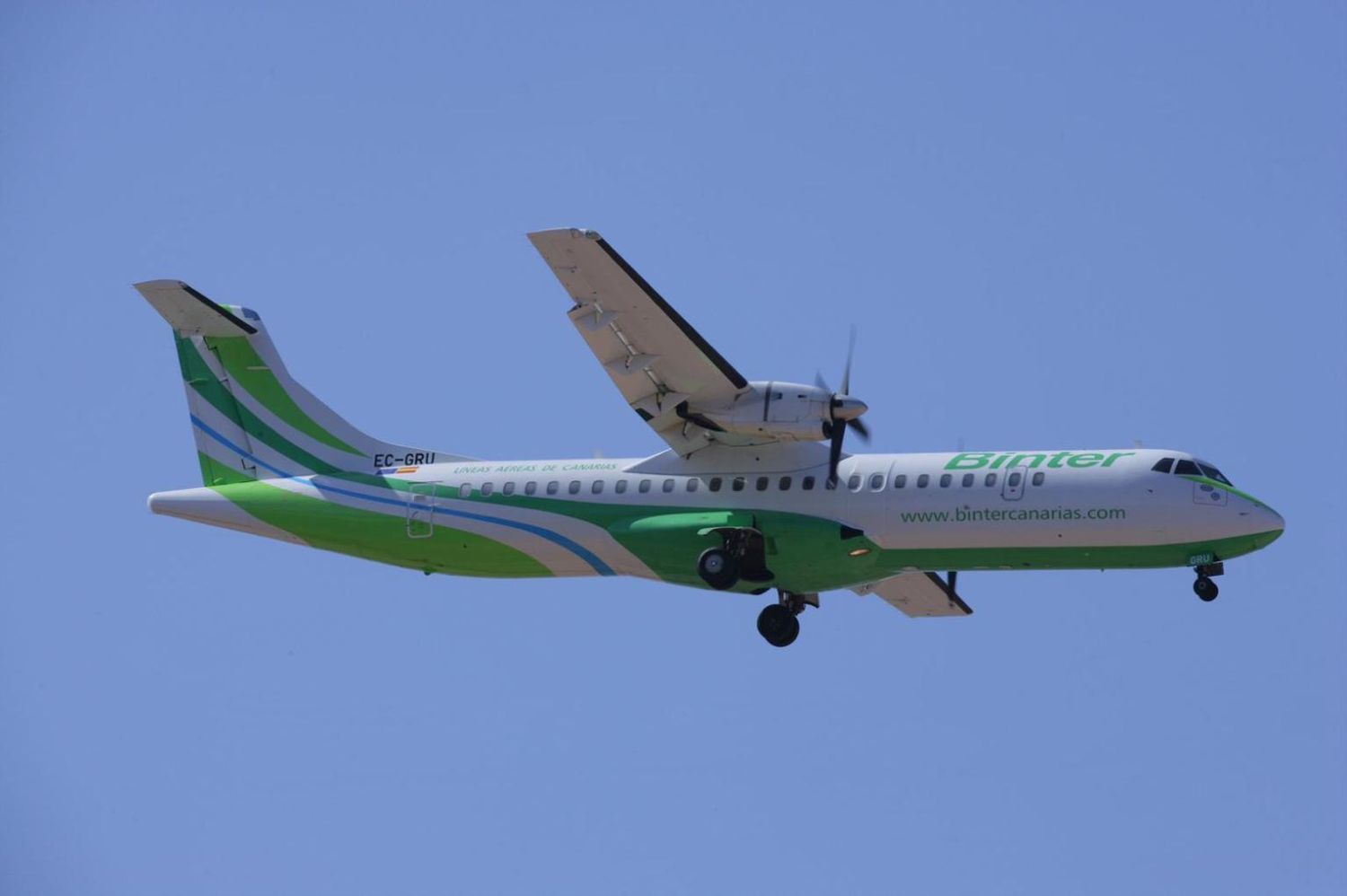 Binter Canarias vuelve a volar hacia el Sahara Occidental