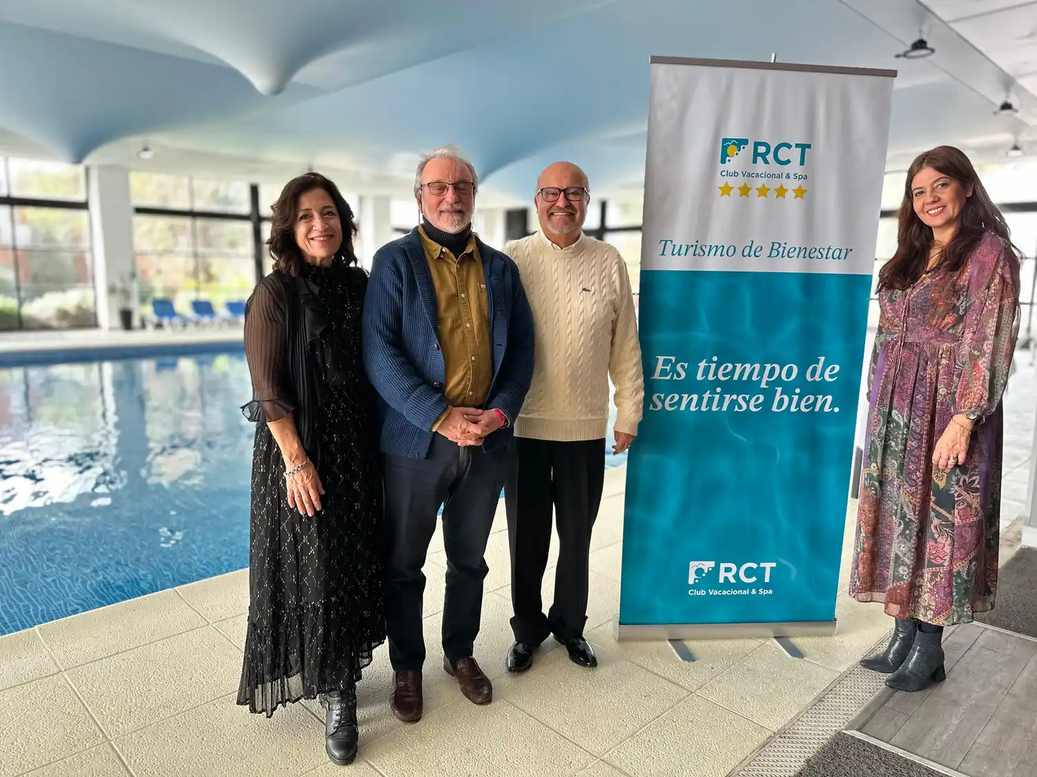 El complejo se encuentra en la localidad de Chapadmalal, manteniendo un vínculo permanente con las instituciones de la zona y la comunidad.