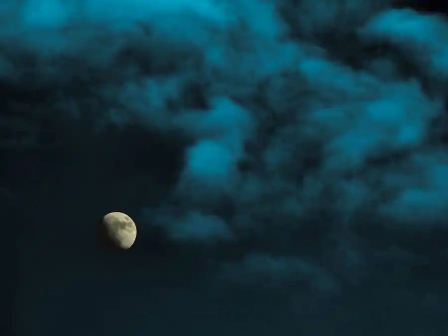 DOS LUNAS EN OCTUBRE, una es la «Luna azul»