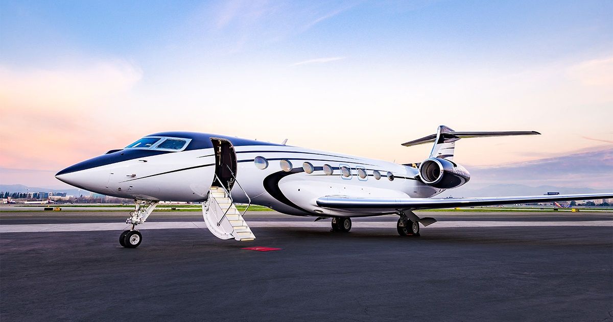 Clay Lacy Aviation strengthens its services in New York and California with six new aircraft
