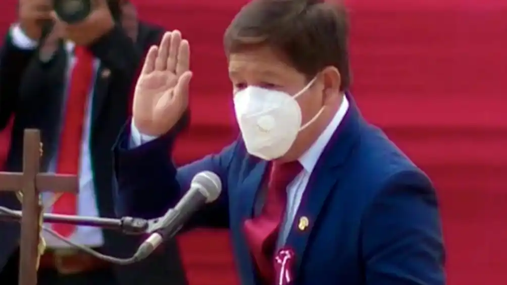 Pedro Castillo buscó terminar con los fantasmas que lo rodean, pero los resucitó