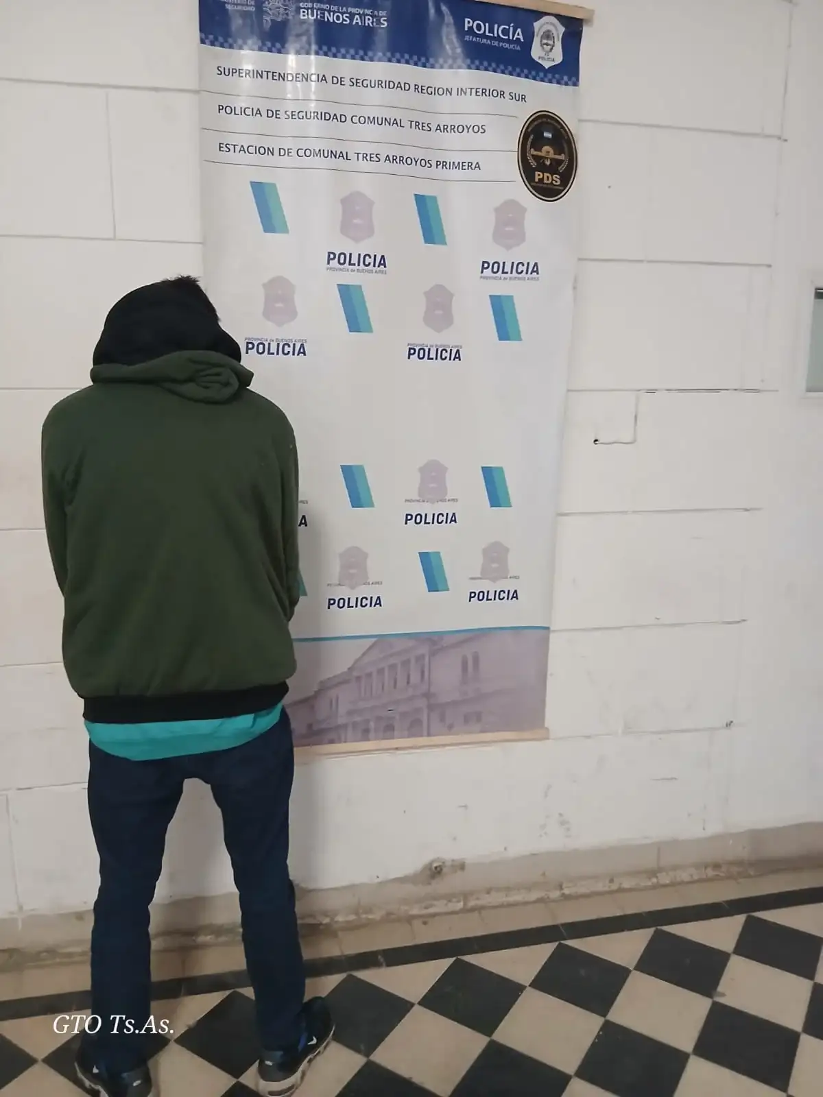 DEtenido