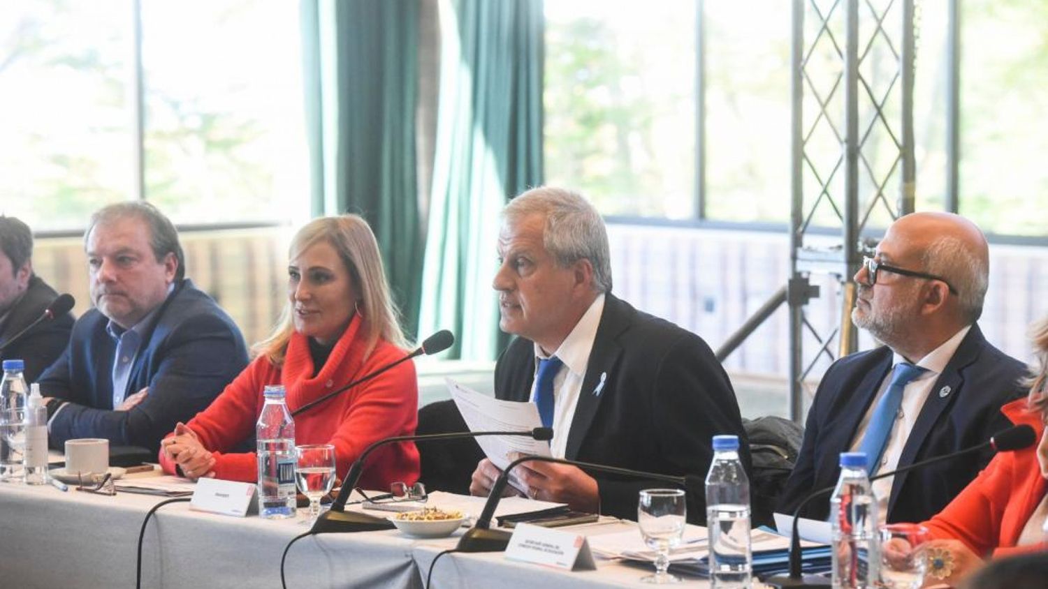 Jaime Perczyk encabezó en Ushuaia la asamblea del Consejo Federal de Educación.