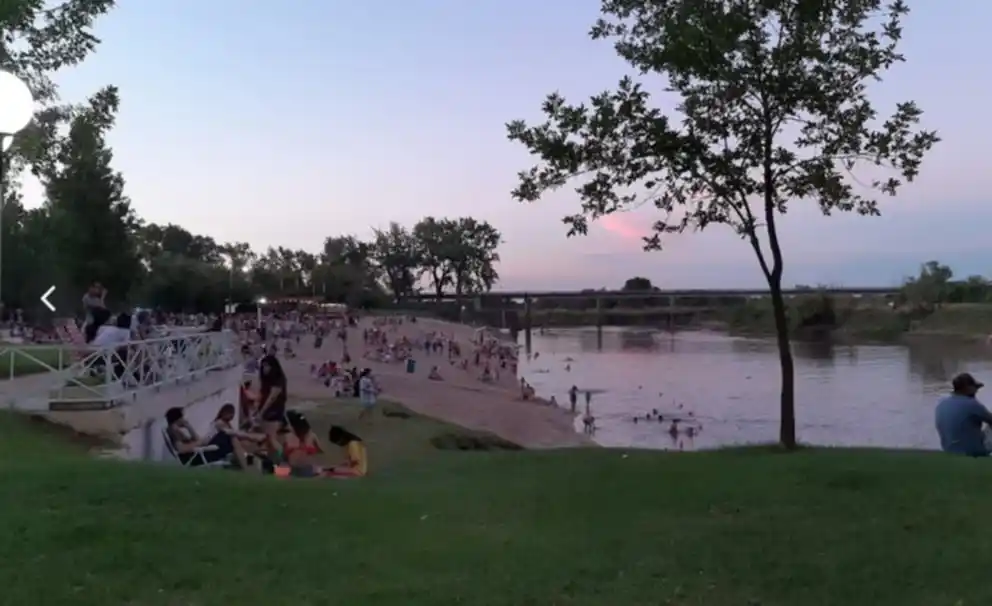 Un padre murió ahogado en un balneario de Entre Ríos cuando intentó rescatar a su propio hijo