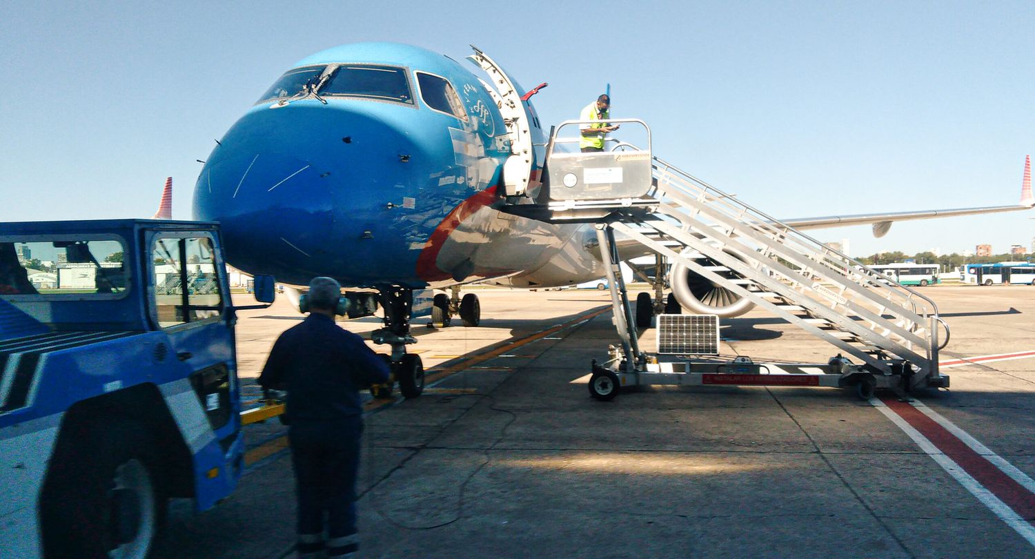 Aerolíneas Argentinas despidió a tres pilotos por negarse a operar dos aviones que debían ser devueltos al Lessor