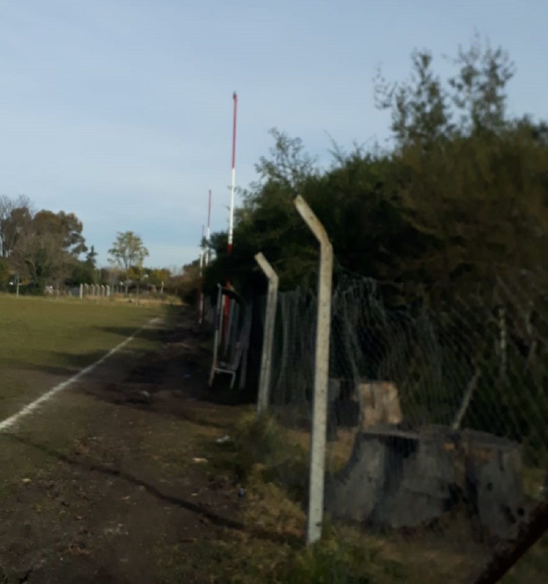 Robaron 26 metros de cableado en la cancha de Defensores del Sur