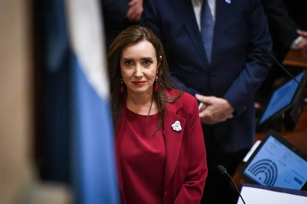 Villarruel da otro gesto en contra de los intereses del Gobierno nacional.
