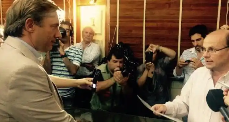 Nicolás Macchia juró por “la memoria de Perón, Evita y el Compañero Néstor”