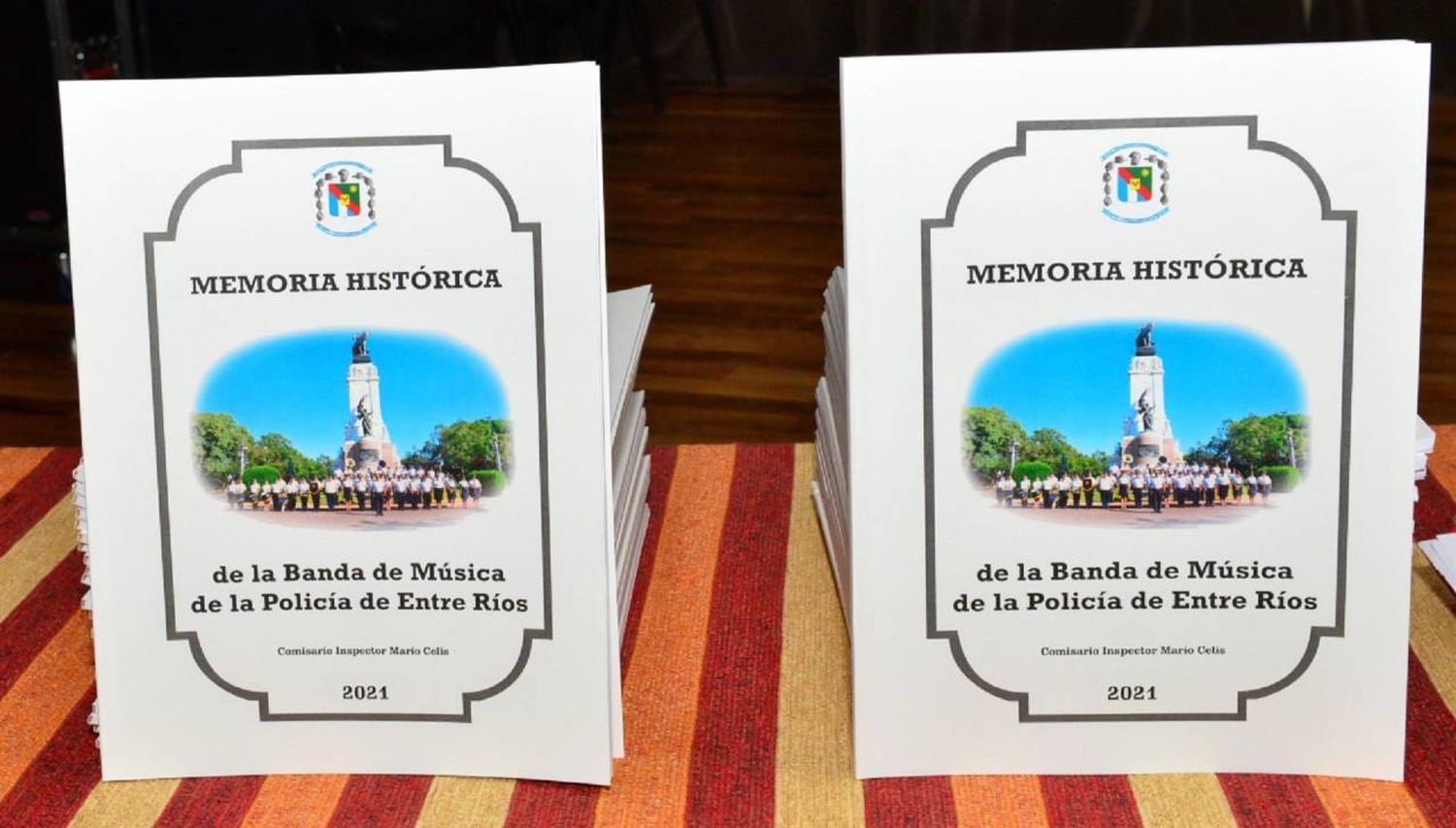 Presentaron libro con la historia de la Banda de Música de la Policía