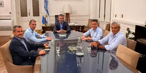 Reacomodamientos: En Diputados, los libertarios suman a tres radicales y se acercan a la primera minoría