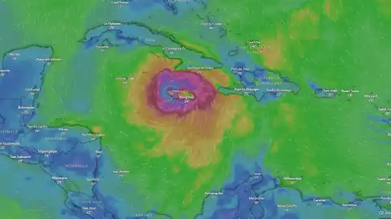 Con vientos catastróficos, el huracán Melissa tocó tierra en Jamaica como categoría 5, el más fuerte en 174 años